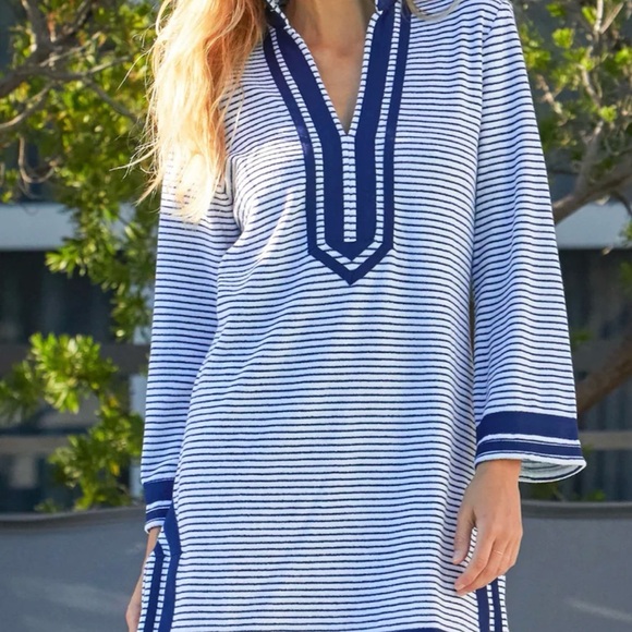 Blue and Black Patterned Dress - Picture 2 of 13